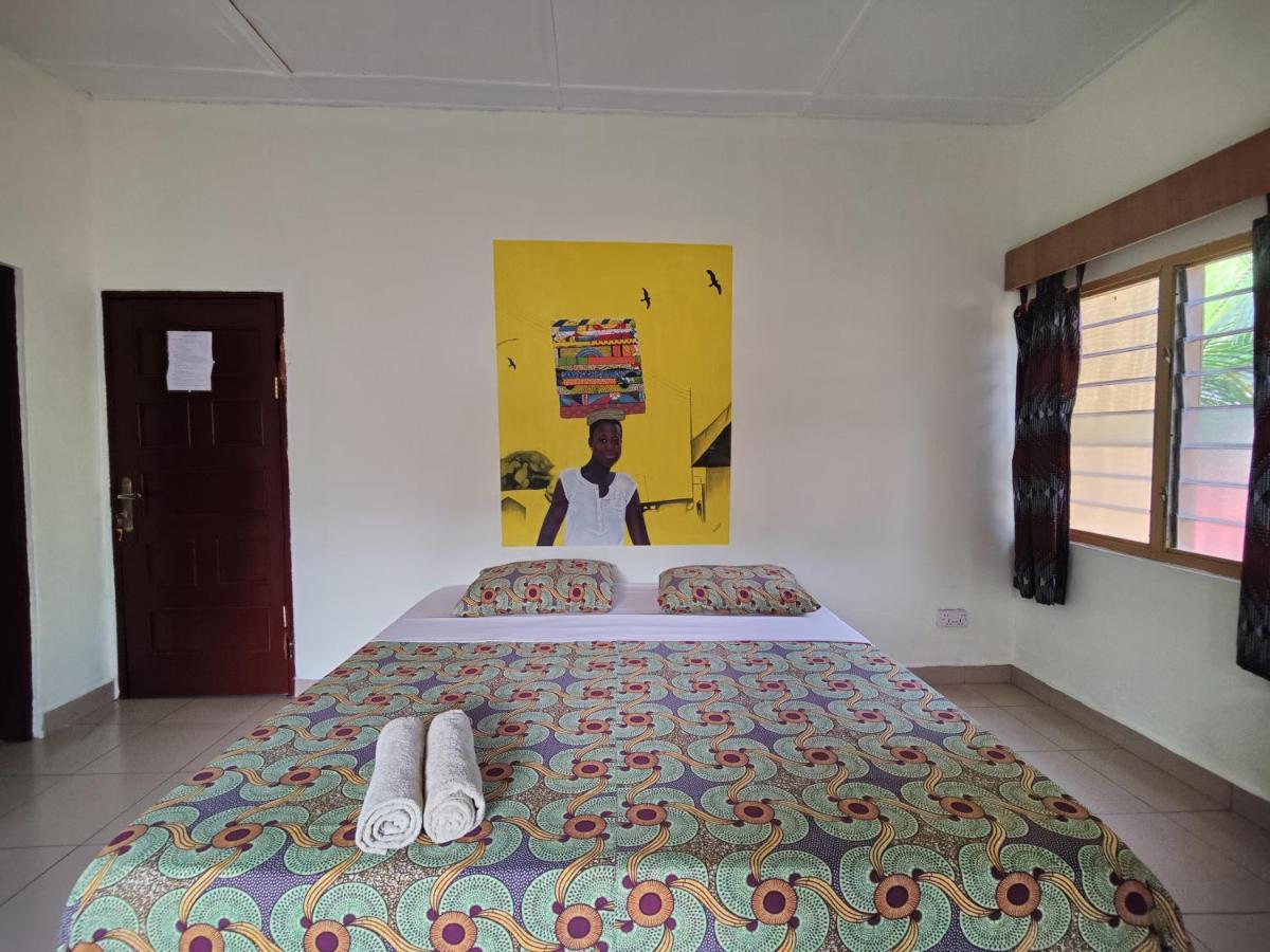Tumi Hostel Кумаси Екстериор снимка