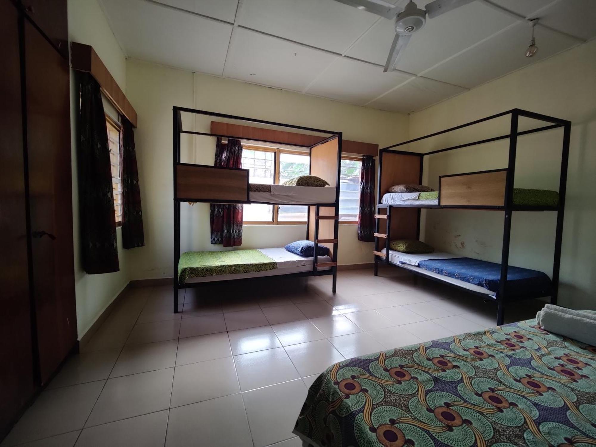 Tumi Hostel Кумаси Екстериор снимка